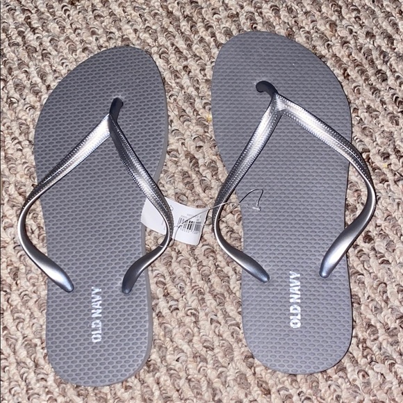 Old Navy gold and gray flip flops with tags - Picture 3 of 5